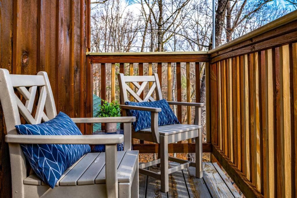 The Family Stone Luxe Cabin Sleeps 12 Hot Tub Dogfriendly Dollywood Pigeon Forge Bagian luar foto