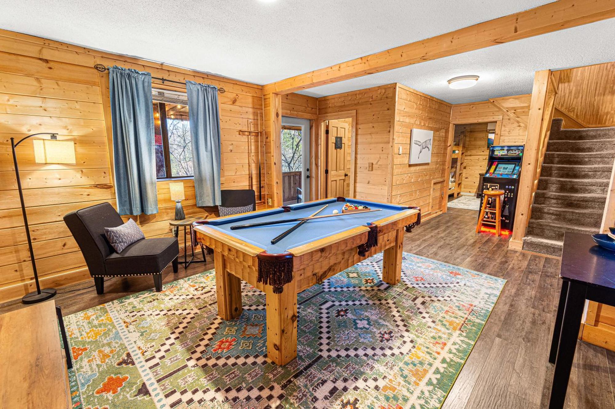 The Family Stone Luxe Cabin Sleeps 12 Hot Tub Dogfriendly Dollywood Pigeon Forge Bagian luar foto