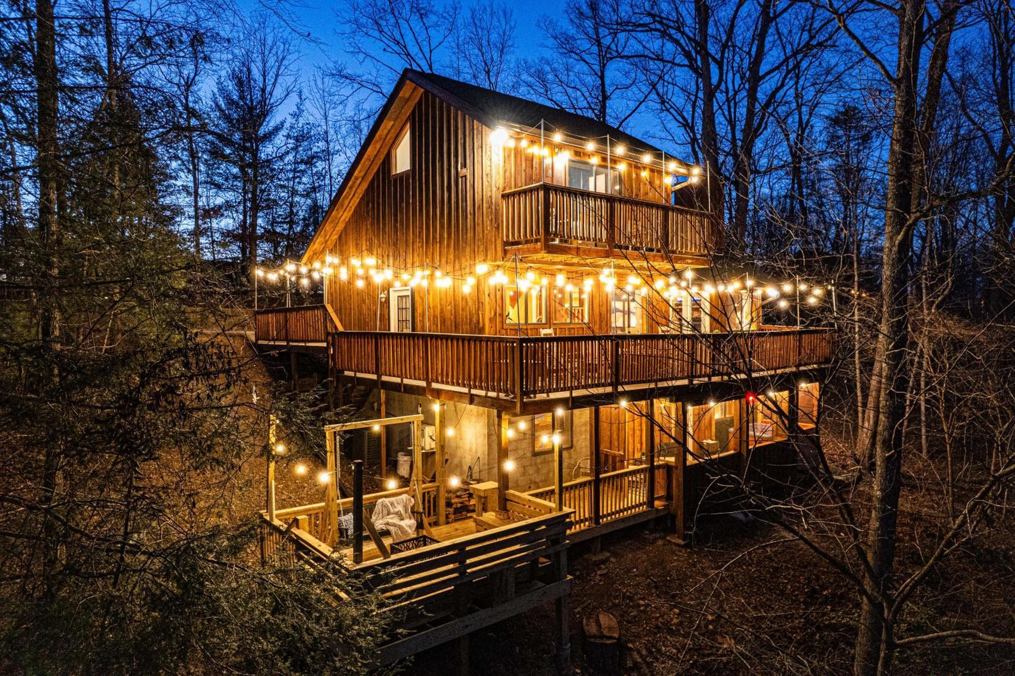 The Family Stone Luxe Cabin Sleeps 12 Hot Tub Dogfriendly Dollywood Pigeon Forge Bagian luar foto