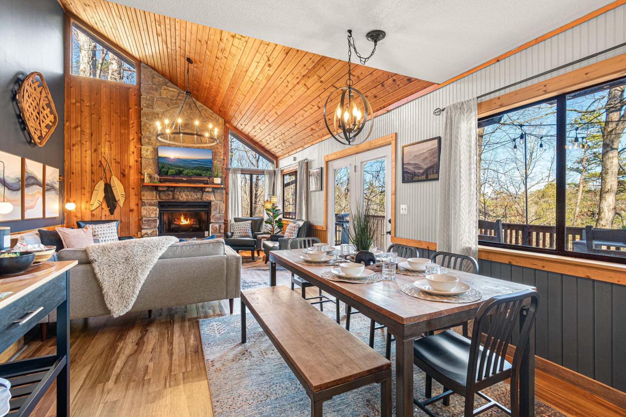 The Family Stone Luxe Cabin Sleeps 12 Hot Tub Dogfriendly Dollywood Pigeon Forge Bagian luar foto